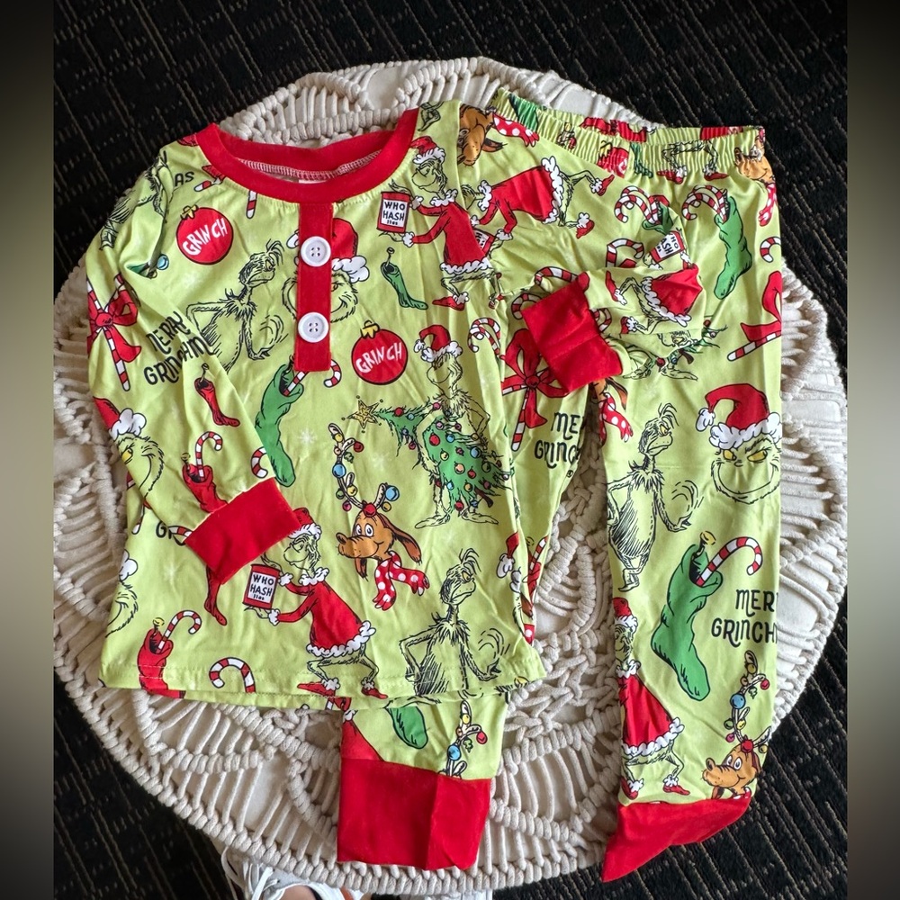 NEW!!! Little boy Grinch outfit!